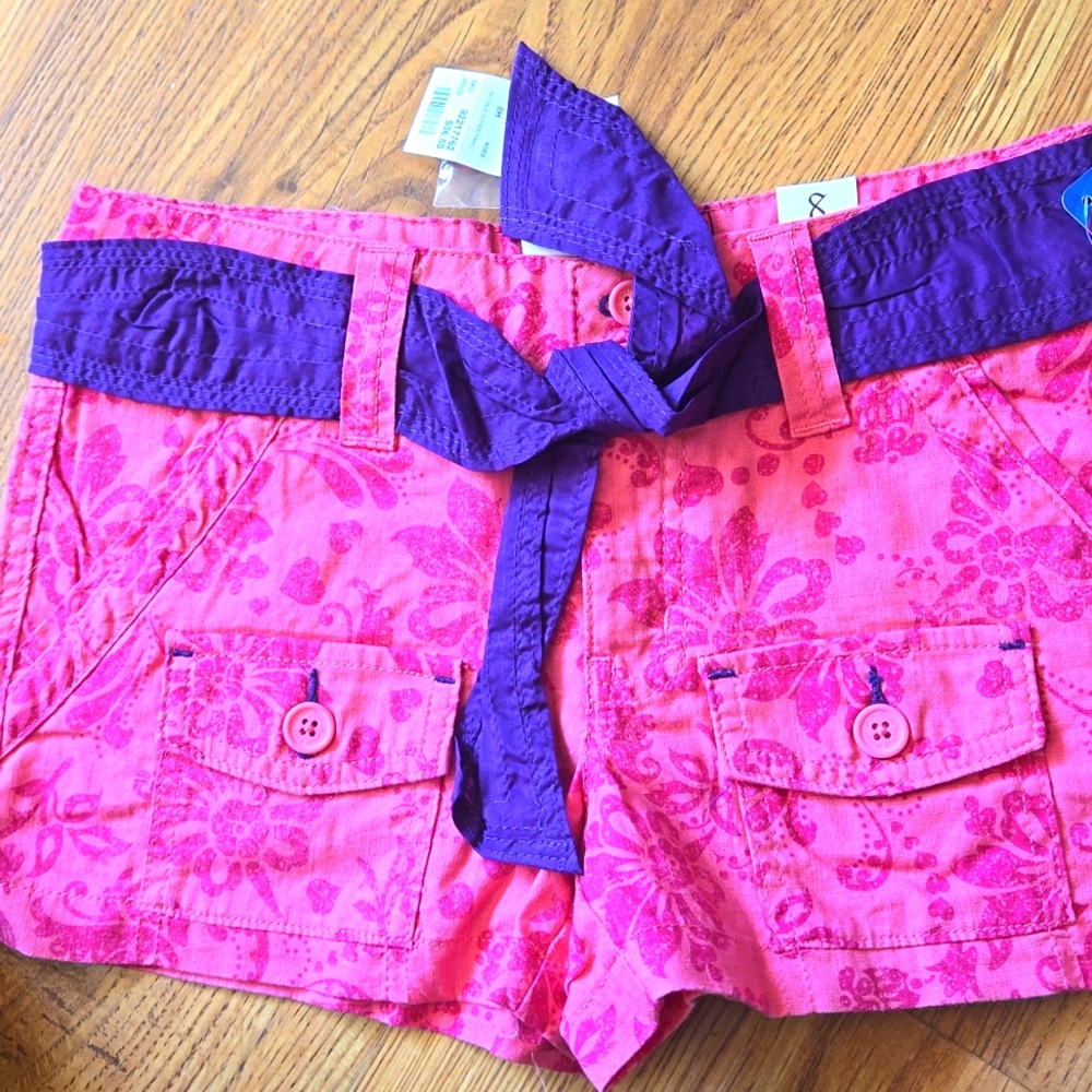 Roxy Hunter size 8 slim girls pink shorts by Limited Too NWT